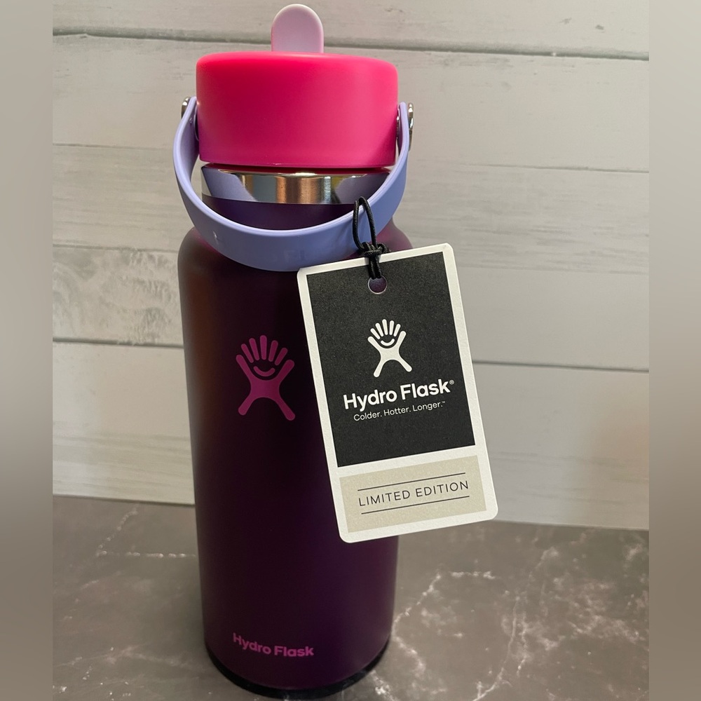 Last One! Hydro Flask 32 oz Wide Mouth with Flex Straw Cap in Sugarplum